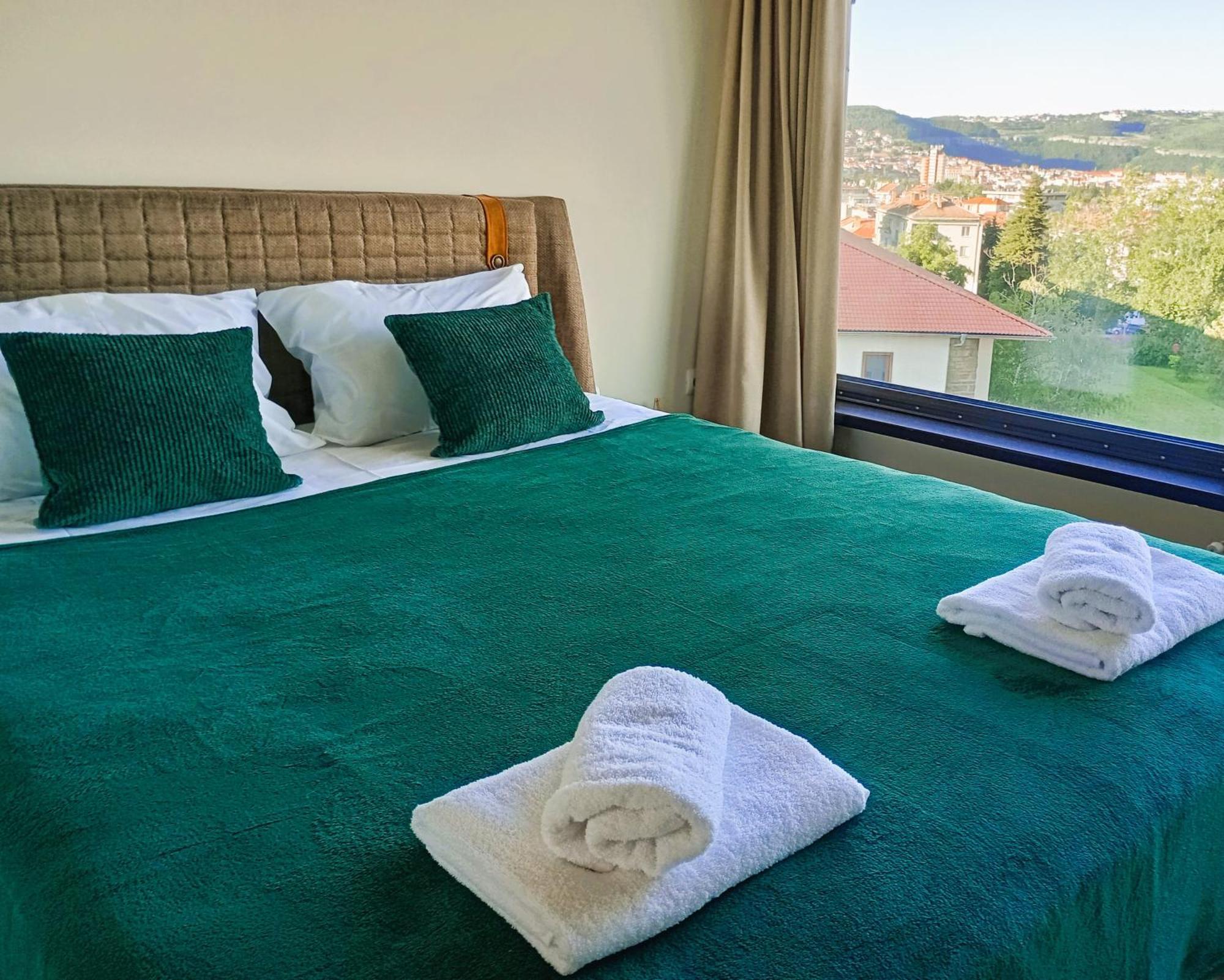 Tarnovo Studios City Center Велико Търново Екстериор снимка